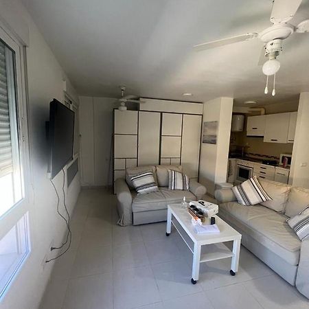 Estudio Playa La Bajadilla โรเกตัสเดมาร์ ภายนอก รูปภาพ