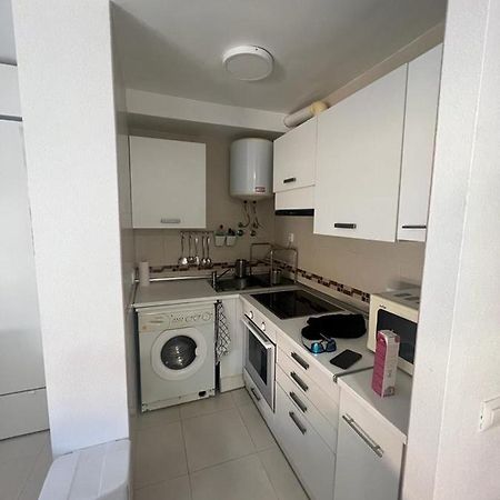 Estudio Playa La Bajadilla โรเกตัสเดมาร์ ภายนอก รูปภาพ