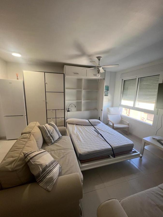 Estudio Playa La Bajadilla โรเกตัสเดมาร์ ภายนอก รูปภาพ
