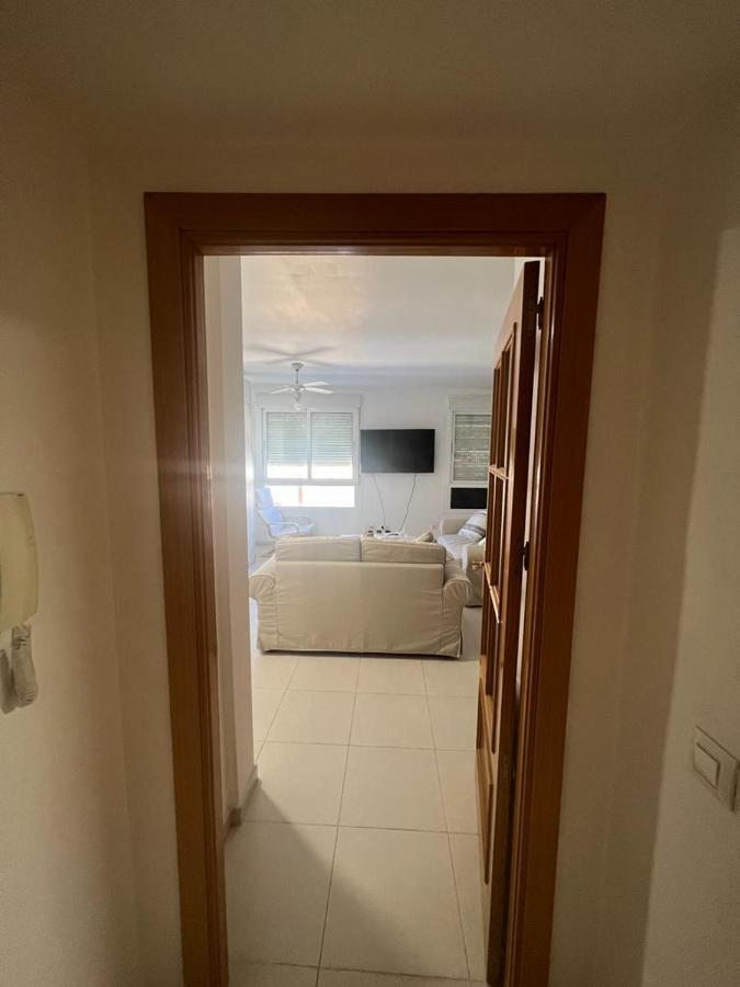 Estudio Playa La Bajadilla โรเกตัสเดมาร์ ภายนอก รูปภาพ